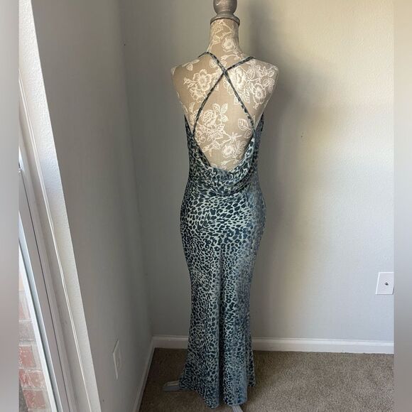 Nasty Gal Velvet Animal Print Cowl Neck Midi Slip Dress in Teal - Picture 4 of 10